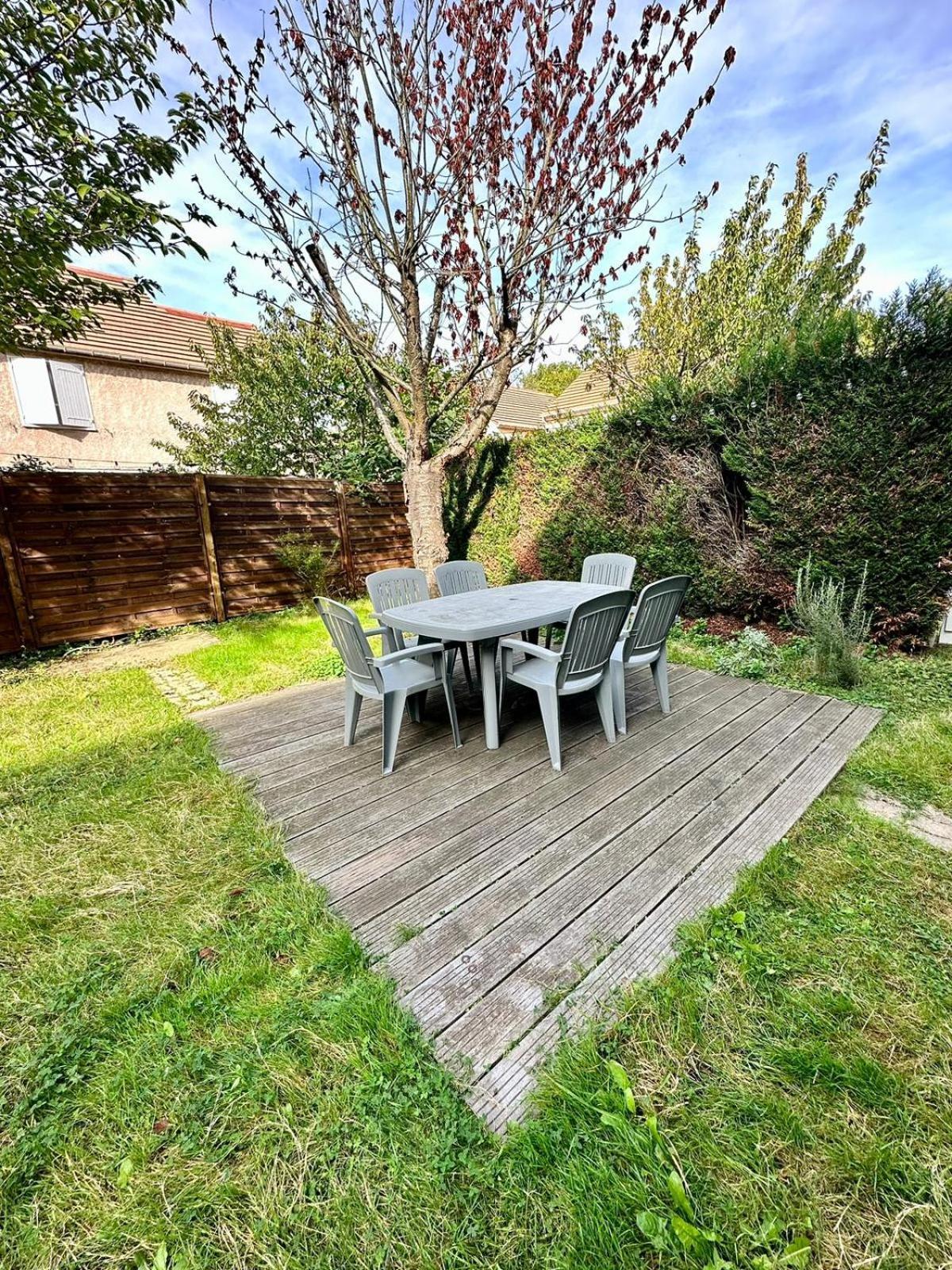 Appartement Calme Avec Jardin Proche De Paris Evry-Gregy-sur-Yerre Extérieur photo